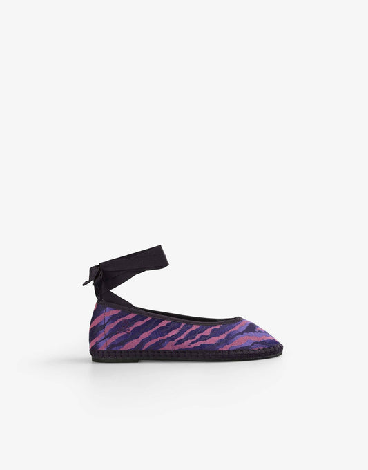 Fabric Tap Slipper In Purple
