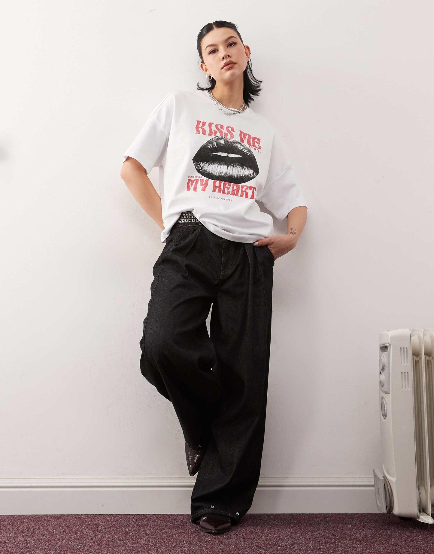 Oversize T-Shirt With Kiss Me Print