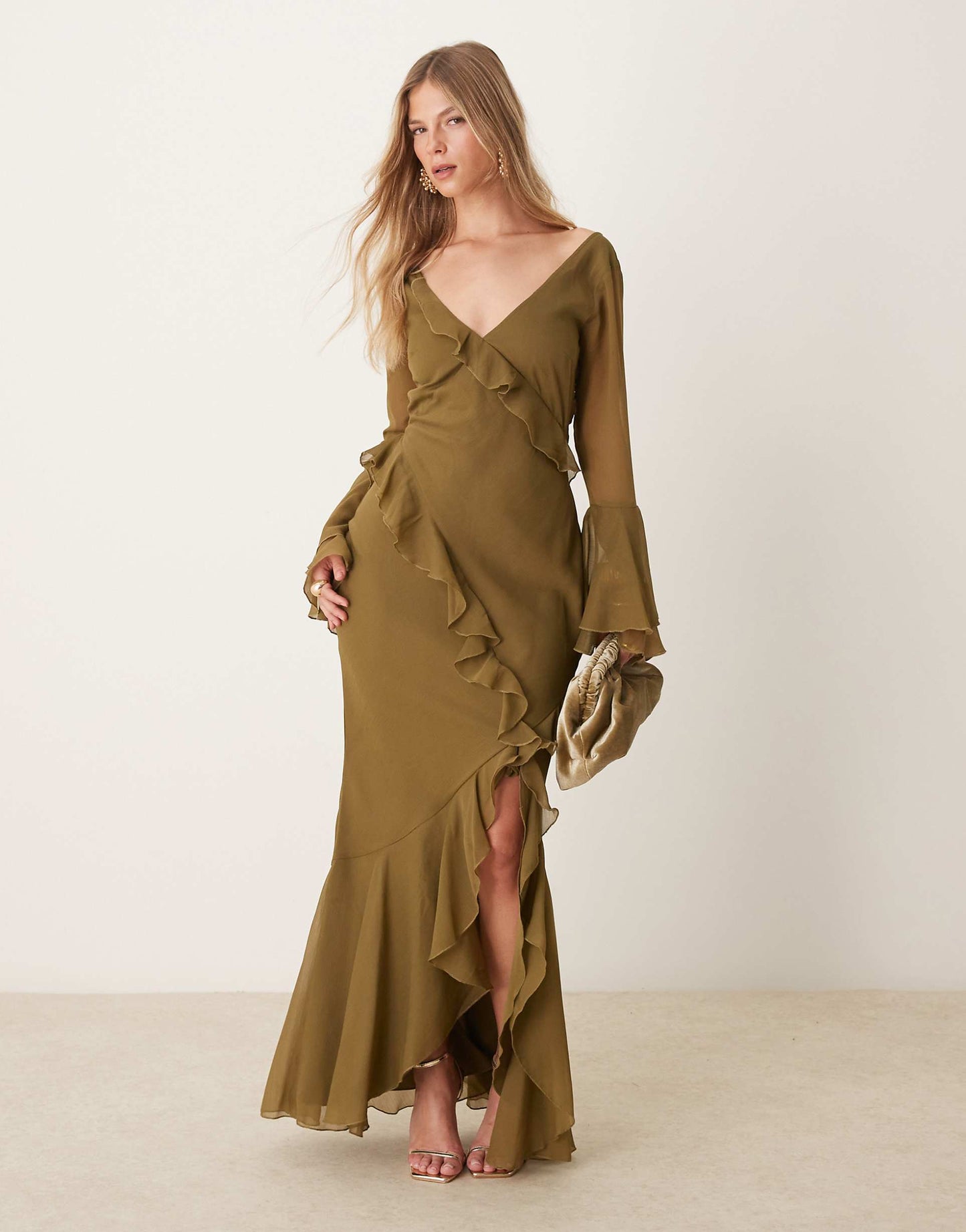 V Neck Long Sleeve Ruffle Maxi Dress With Cut Out Back