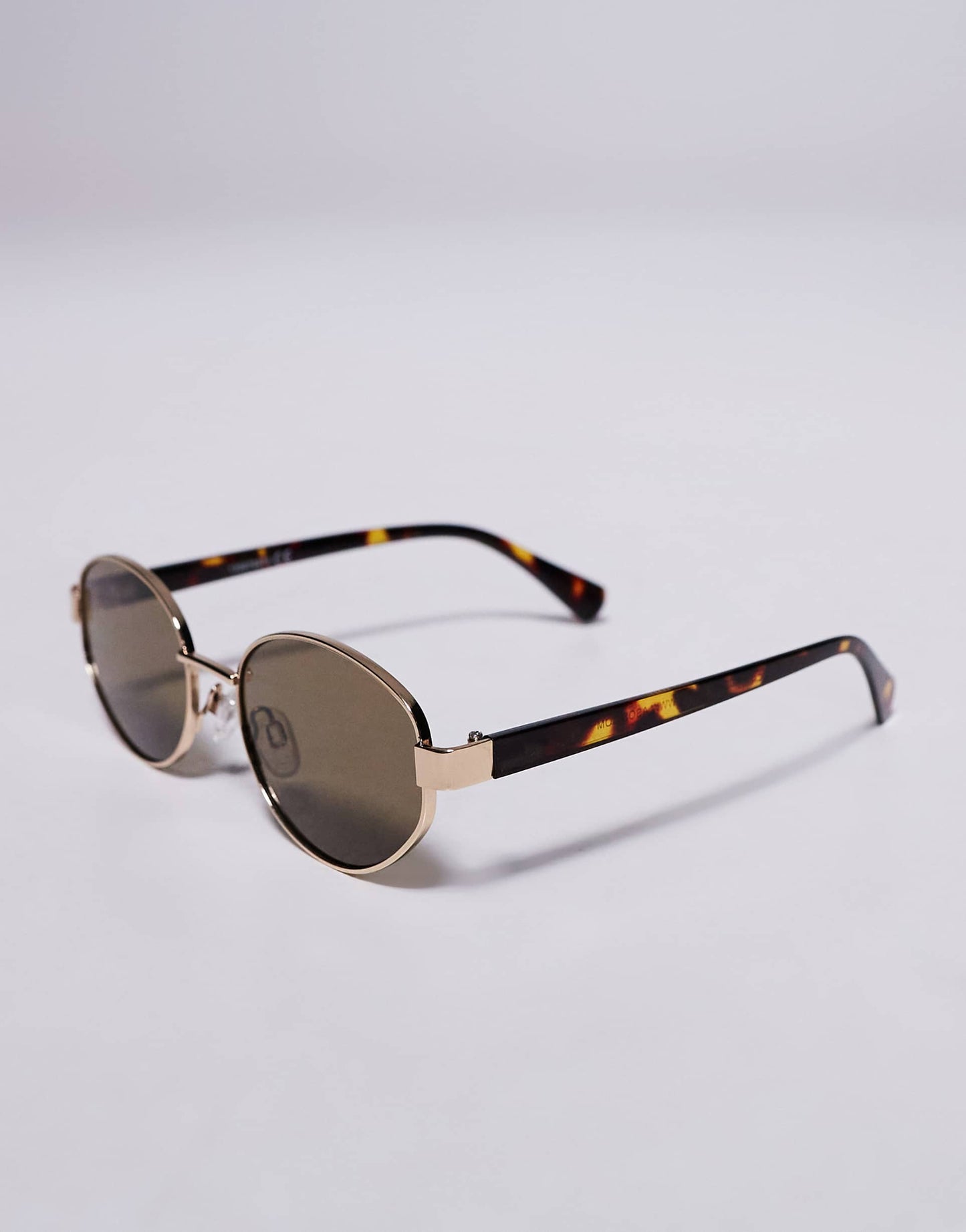 Metal Oval Sunglasses