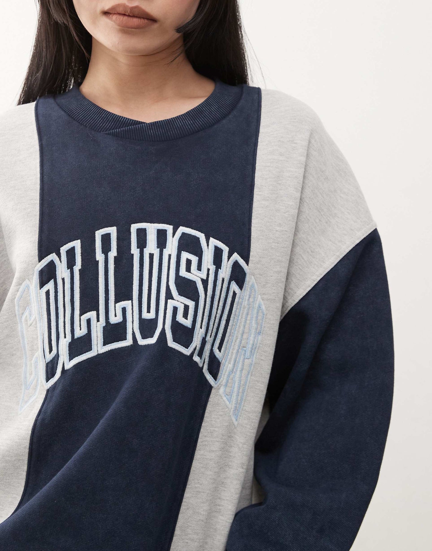 Spliced Retro Sweatshirt With Embroidery