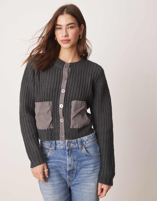 Thick Rib Cardigan With Contrast Pockets And Placket Detail