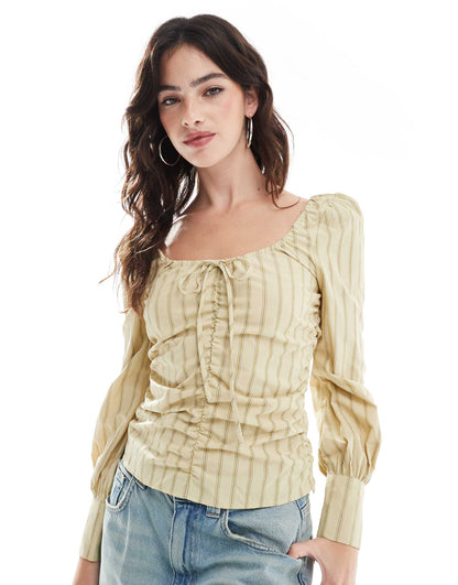 Gathered-Front Top