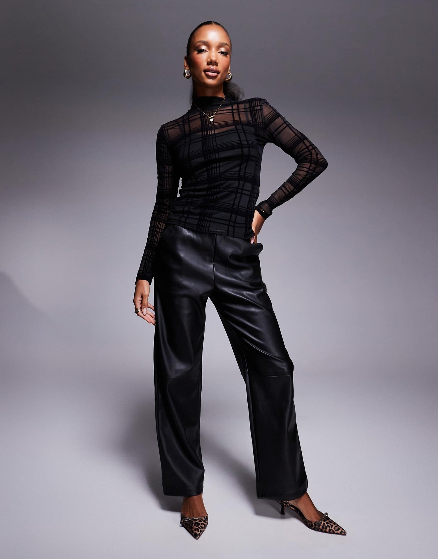 Long Sleeve Check Mesh Top