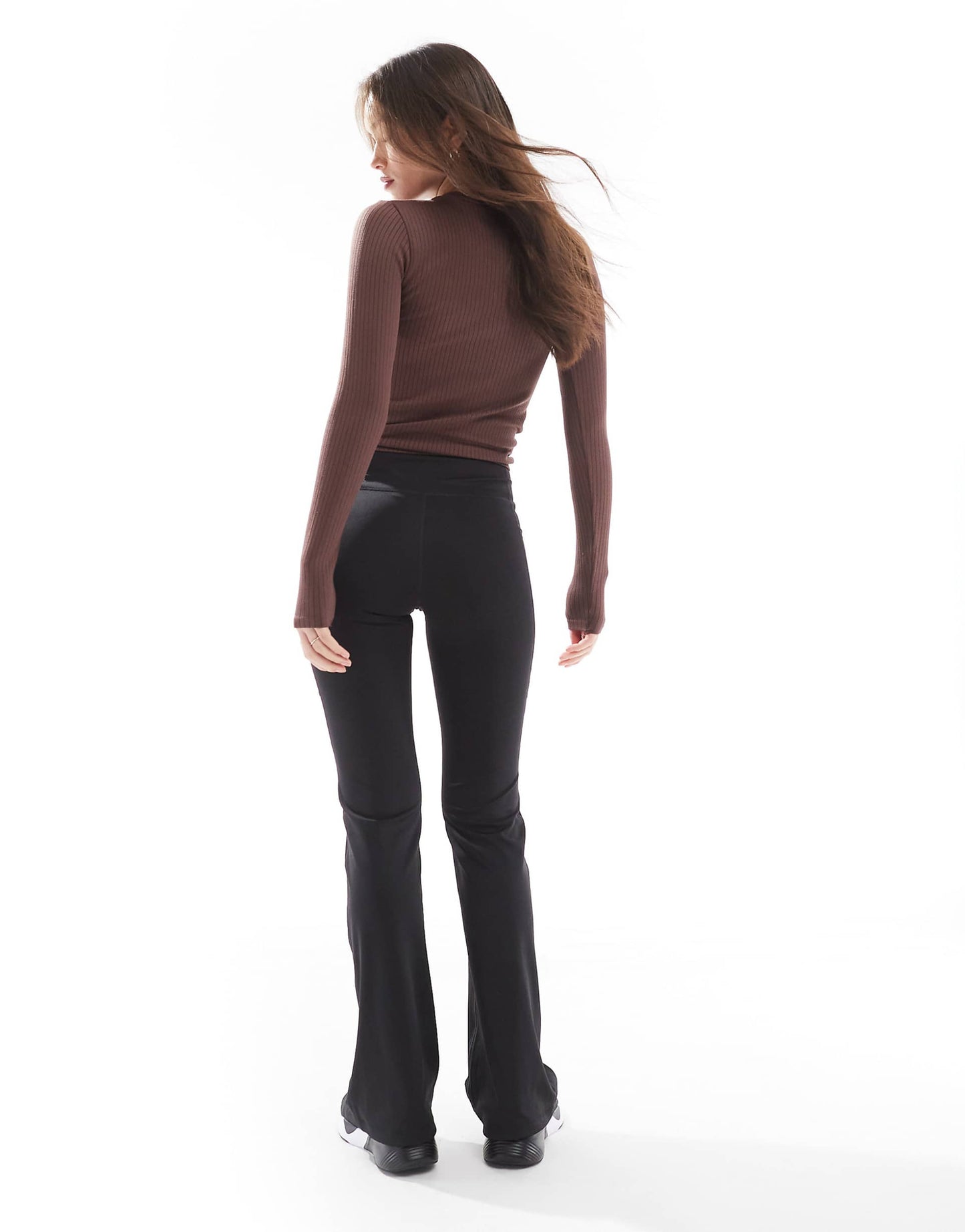 Essential Flare Leggings