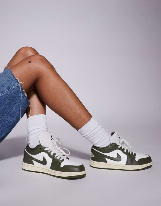 Nike Air 1 Low Trainers