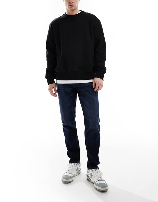 Stretch Tapered Jeans