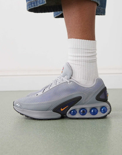 Air Max Dn Trainers