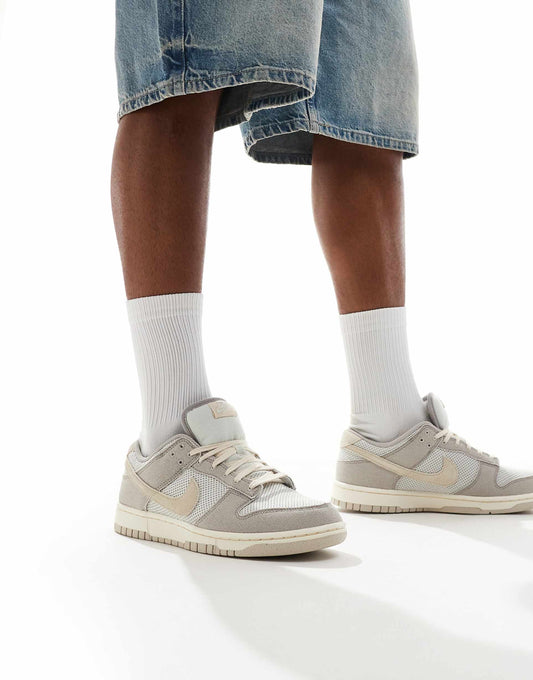 Dunk Low Retro Se2 Trainers