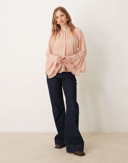Frill Sleeve Shell Top