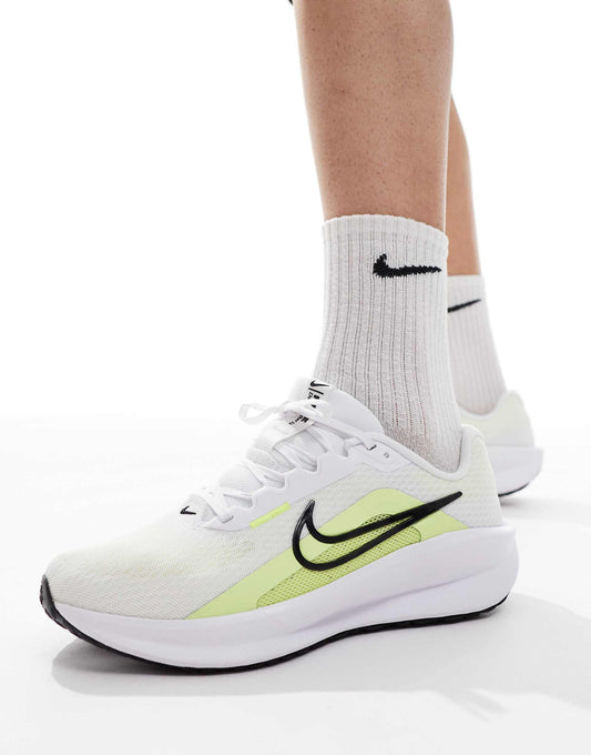 Running Downshifter 13 Trainers