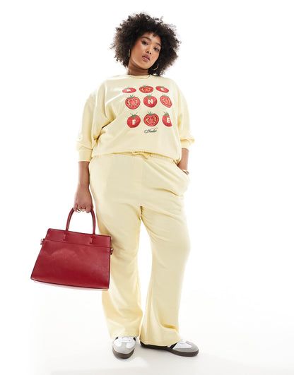 Exclusive Sweatshirt With Tomato Logo Graphic Co-Ord