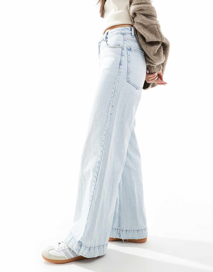 Wide Leg High Waist Jeans