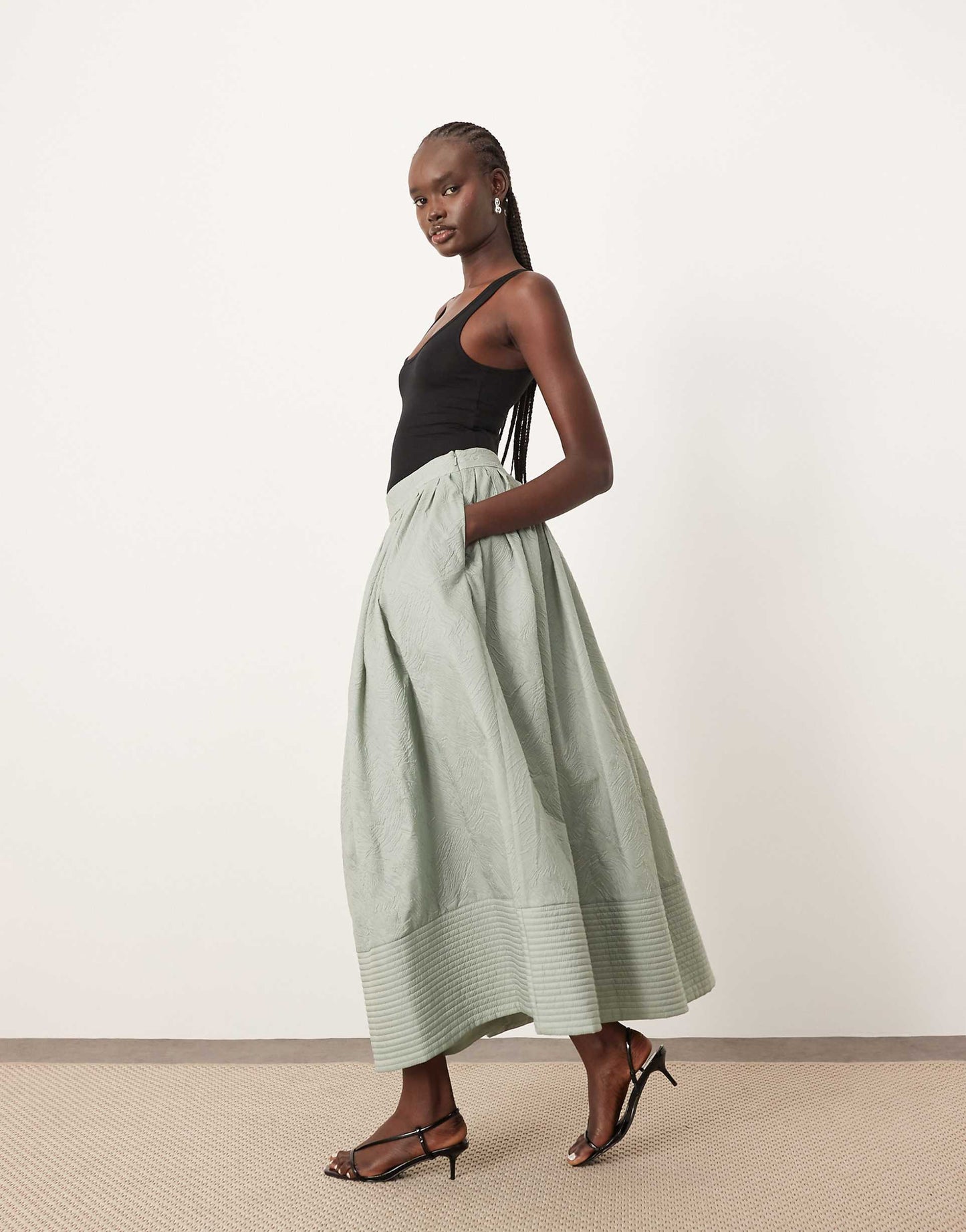Textured Maxi Skirt With Pockets
