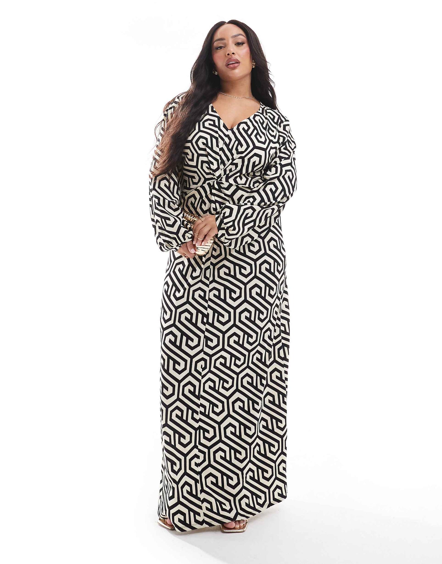 Curve Knot Front Maxi Dress