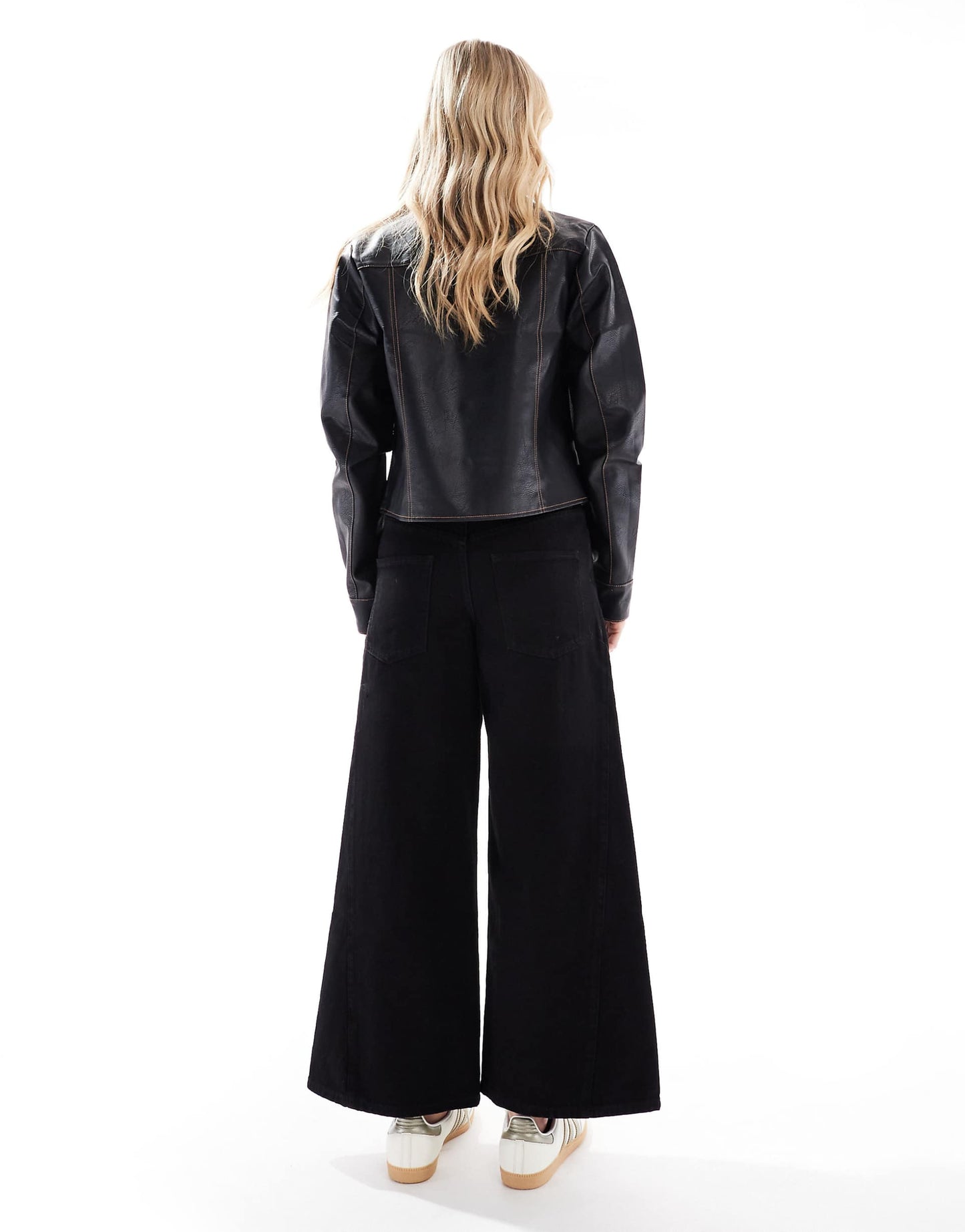 Petite Wide Leg Jean