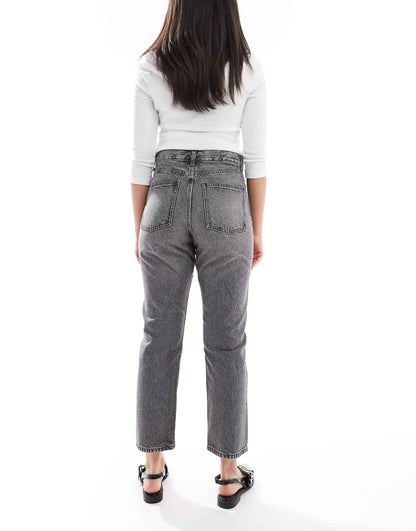 Cropped Mid Rise Straight Jeans