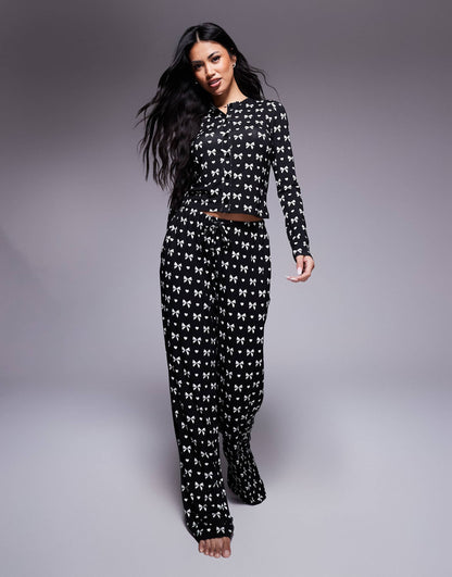 Exclusive Cropped Button Through Pyjama Shirt Co-Ord