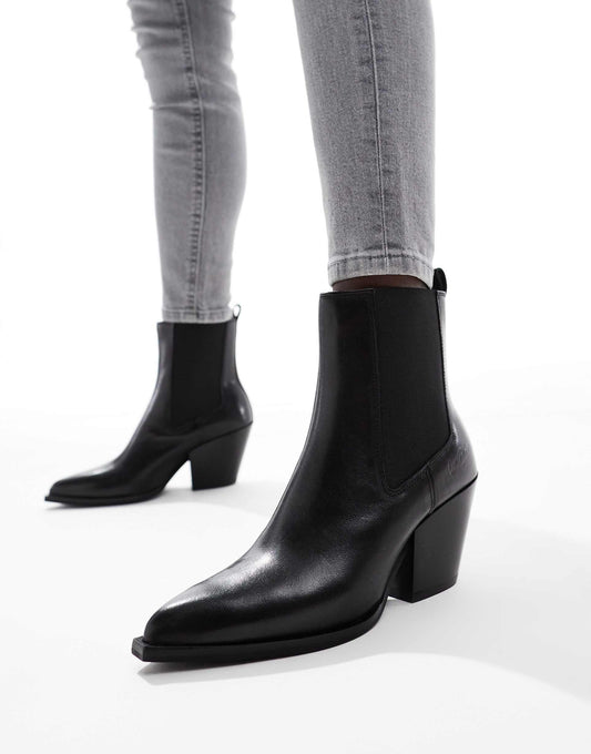 Marlow' Block Heel Western Ankle Leather Boots