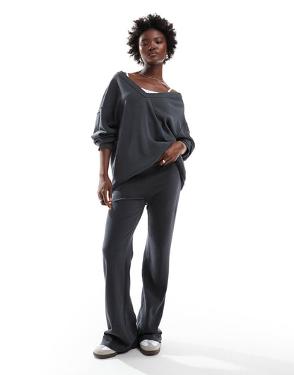 Co-Ord Waffle Oversized Off Shoulder V Neck Sweatshirt