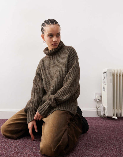 Elvine Chunky Knit Turtle Neck Jumper