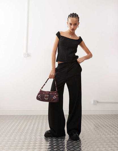 Raven Co-Ord Scoop Neck Top With Hook & Eye Detail