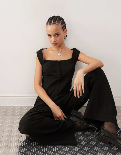Raven Co-Ord Scoop Neck Top With Hook & Eye Detail