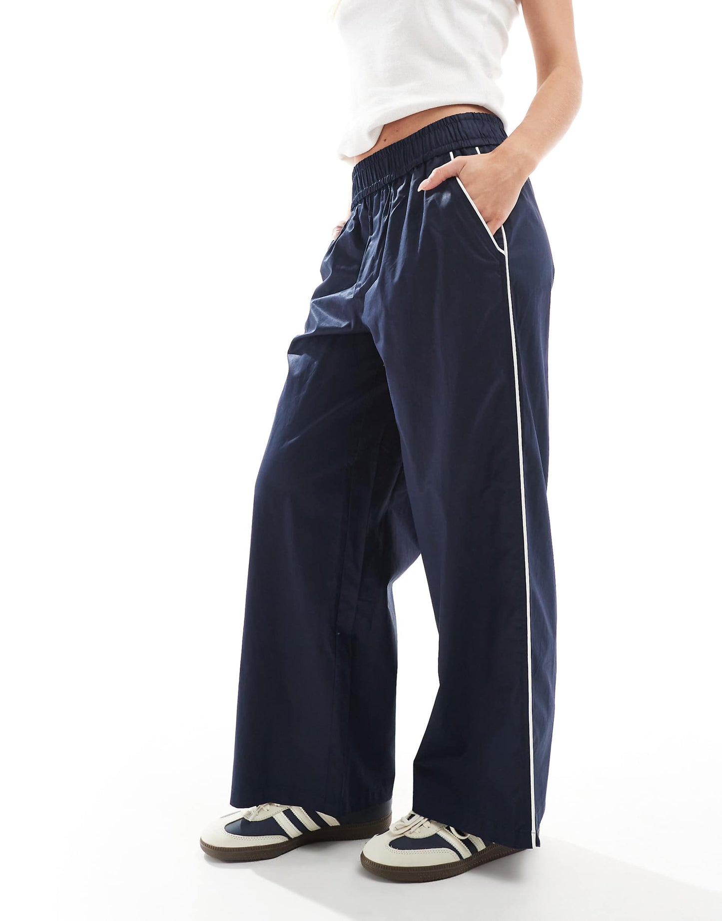 Petite Contrast Piping Wide Leg Trousers