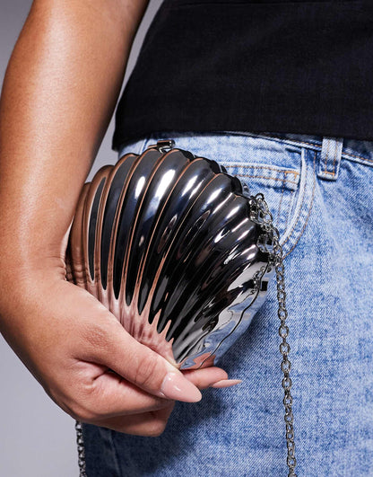 Shell Metal Clutch Bag