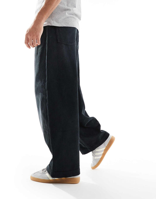 Oversized Baloon Cord Trousers
