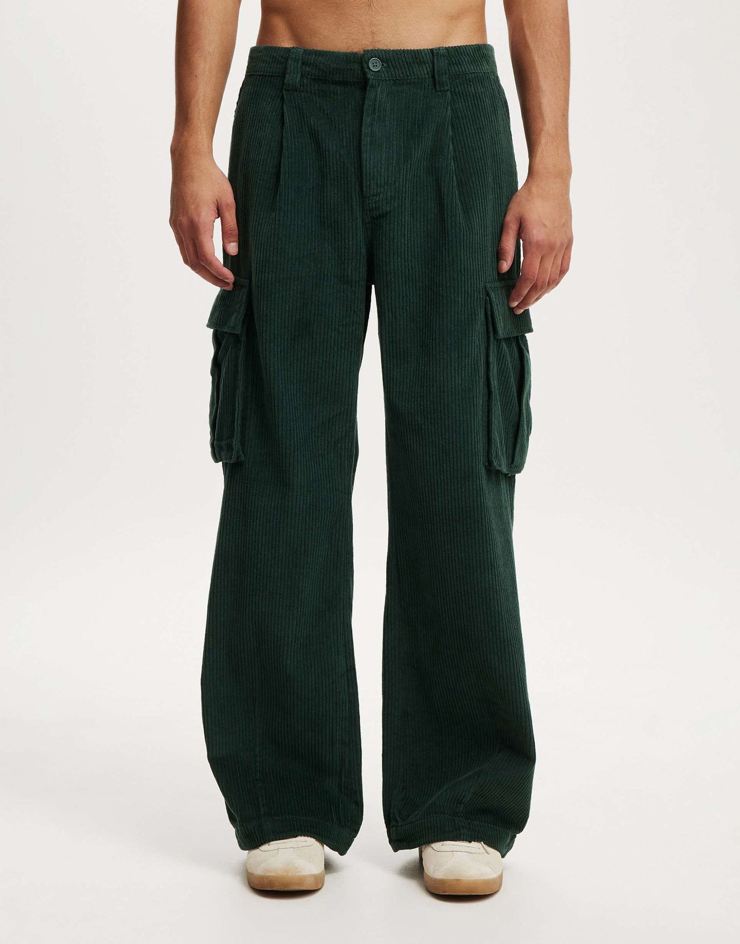 Baggy Pleat Cargo Pant