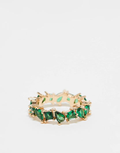 Ring With Mixed Shape Emerald Crystal