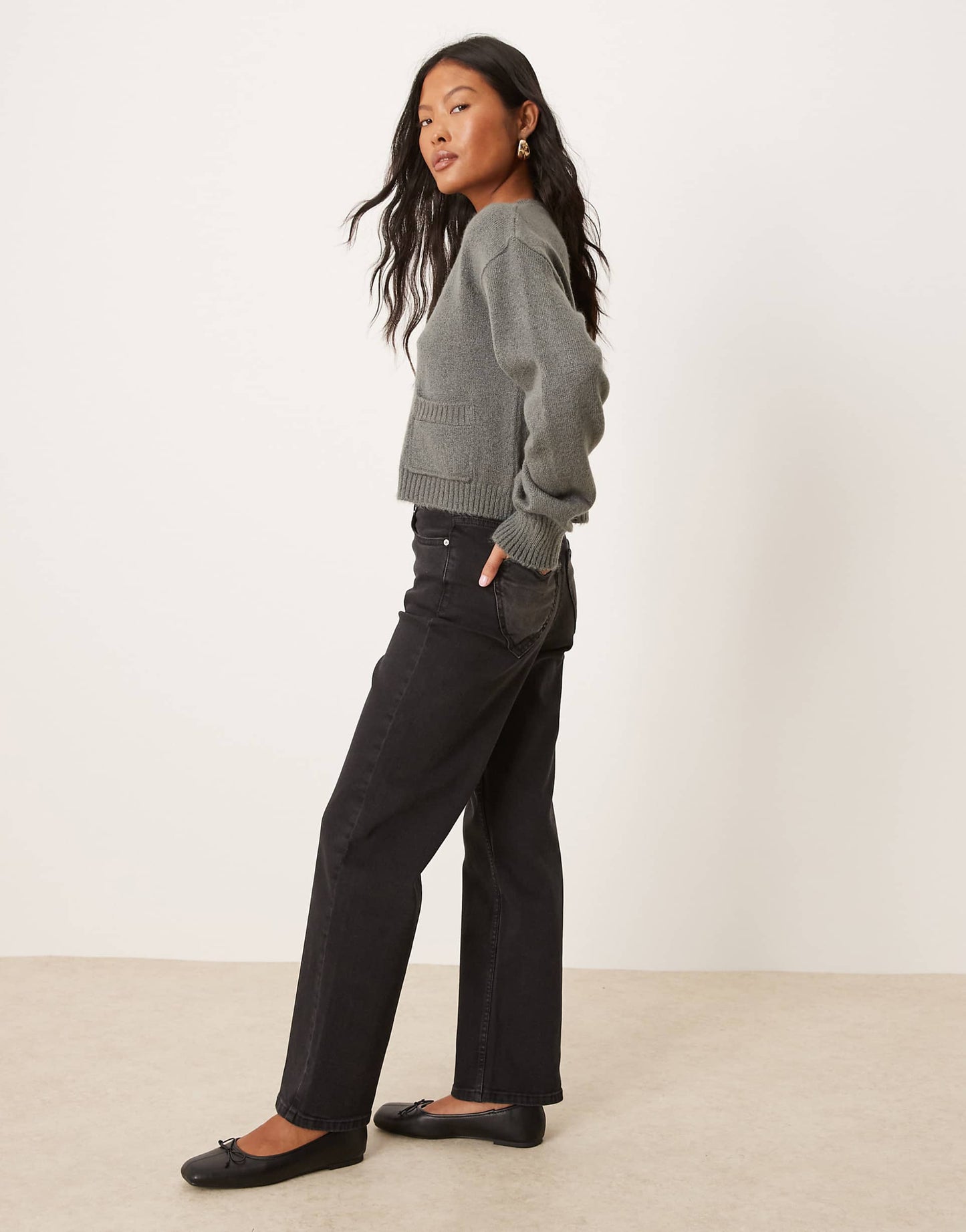 Petite Heart Pocket Straight Leg Jean