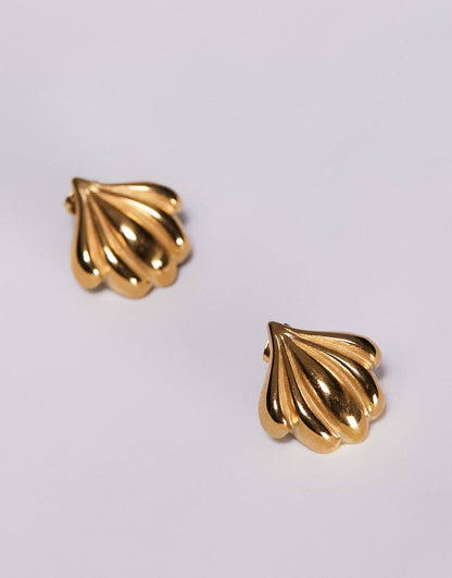 Vintage Style Pleated Studs