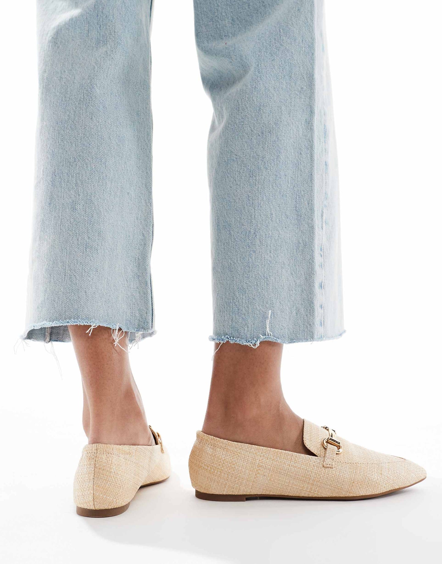 Buckle Detail Pointed Toe Loafer