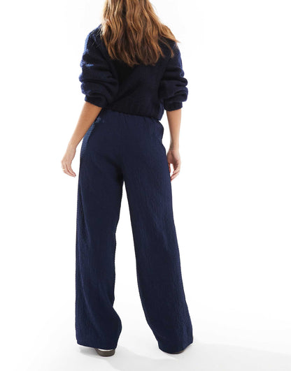 Wide Leg Textured Trousers