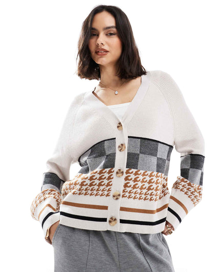 Intarsia Knit Boxy Cardigan