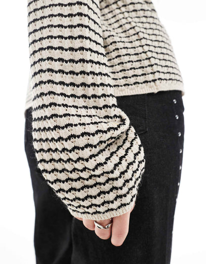 Relaxed Jumper With Wide Sleeves