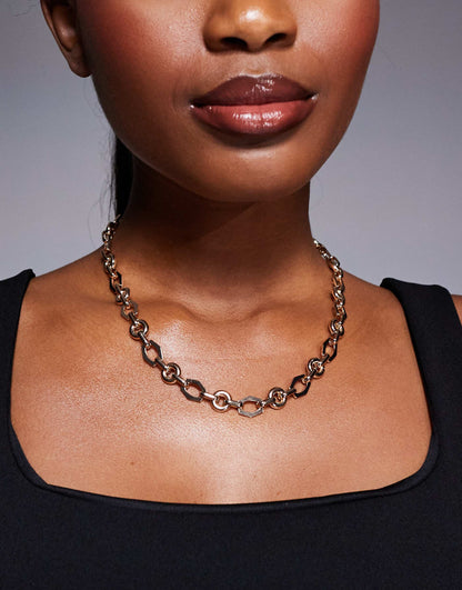 Olibeth Chunky Chain Necklace