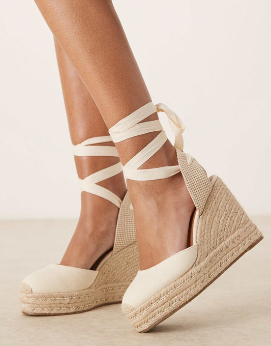 Wide Fit Tyra Closed Toe Wedges