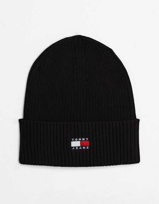 Heritage Badge Rib-Knit Beanie
