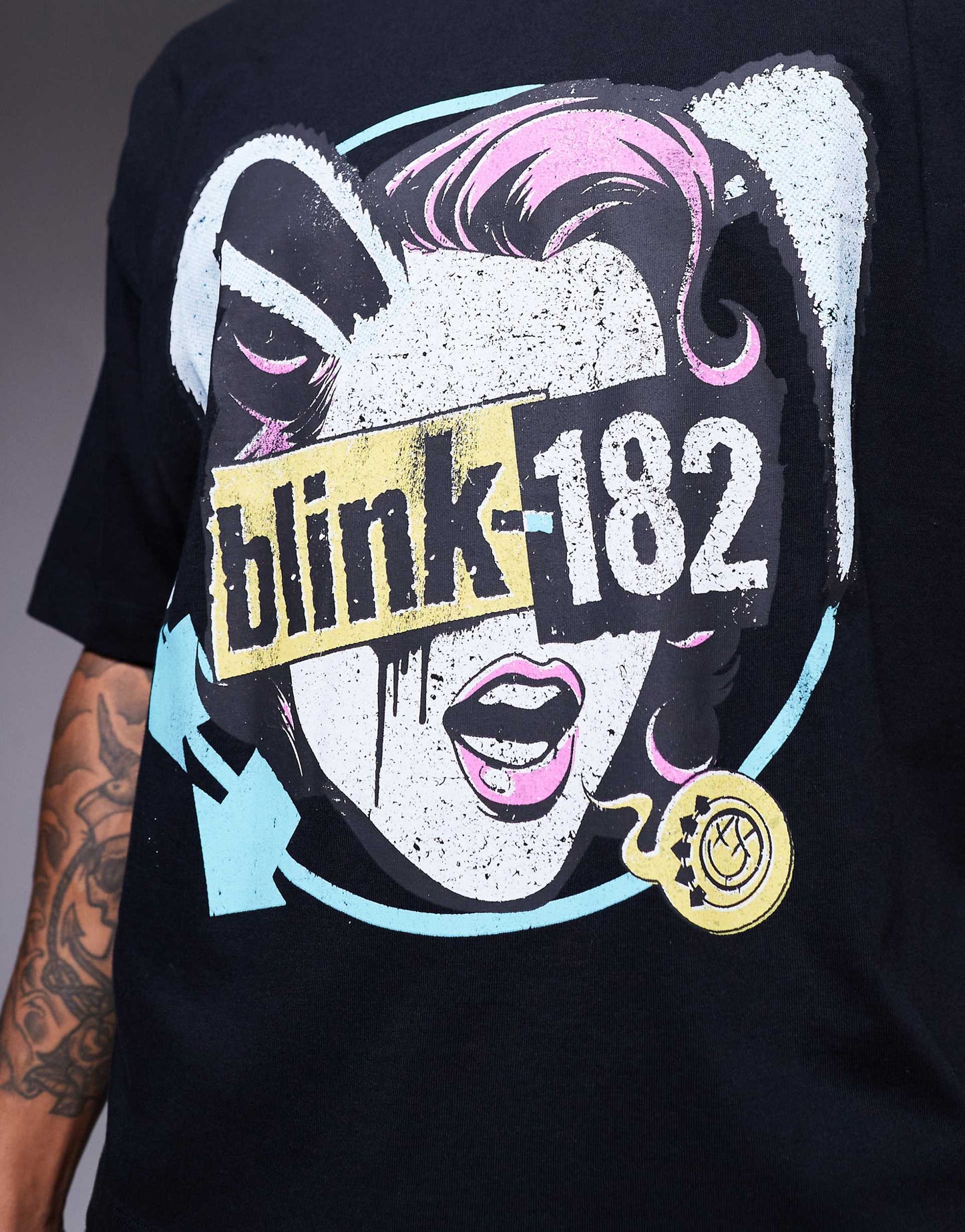 Unisex Boxy Oversized T-Shirt With Blink 182 Print