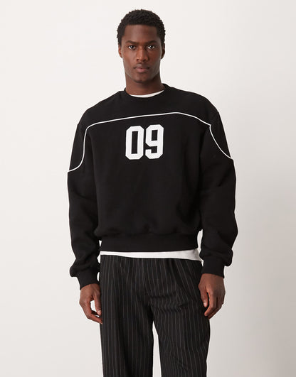 Oversized Boxy Sweatshirt With Number Pint