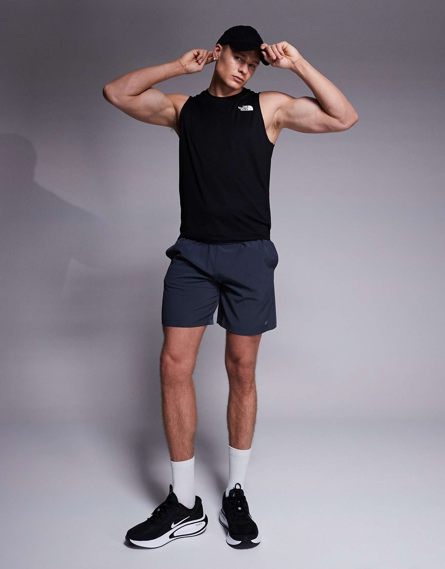 Training  24/7 Logo Vest