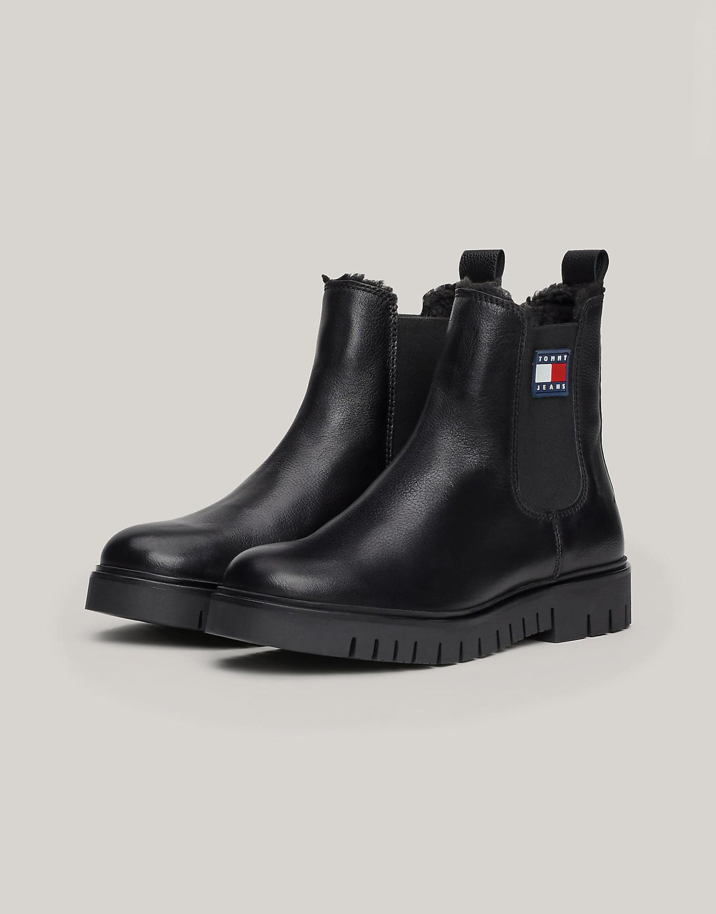 Warm Lined Leather Cleat Chelsea Boots