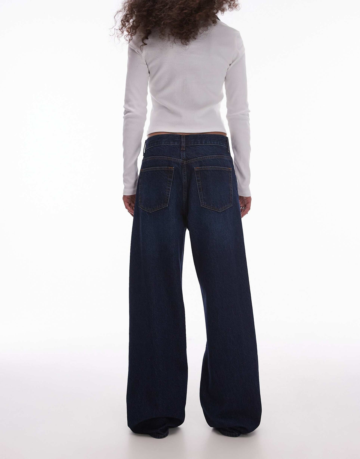Mid Rise Loose Fit Jean