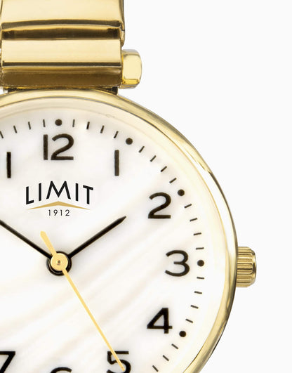 Classic 30Mm Womens Round Gold Analogue Watch