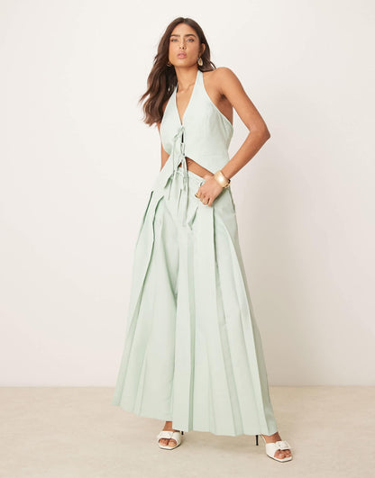 Tailored Ultra Wide Leg Trousers With Pleat Detail Co-Ord