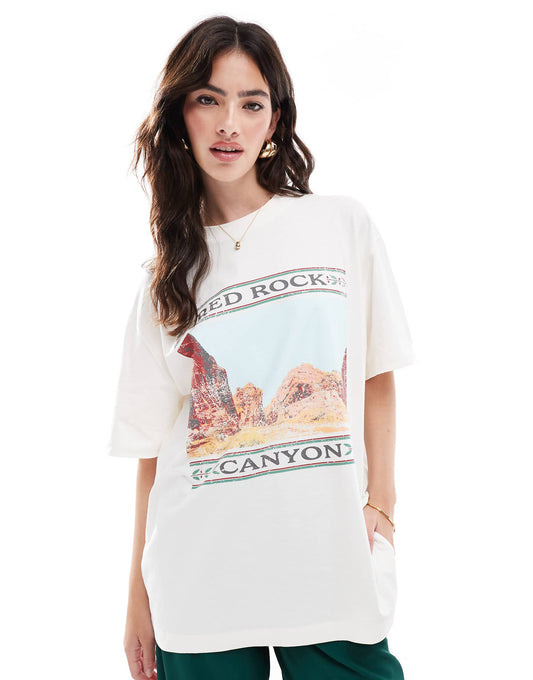 Oversized T-Shirt Canyon Graphic