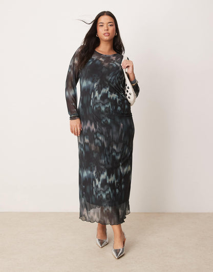 Curve Mesh Ruched Midi Dress